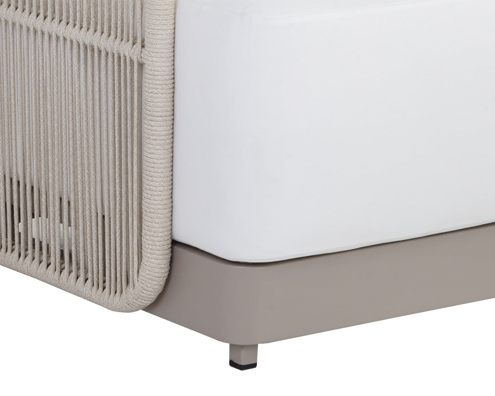 Allariz Sofa - stylish seating for your home | Image 5 | InSTYLE Home & Rugs