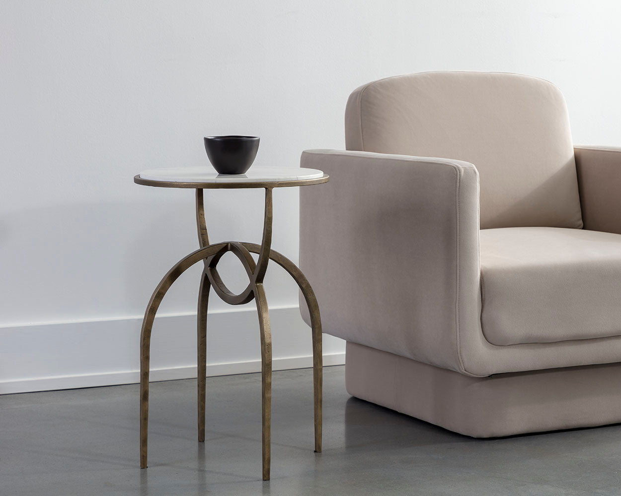 Alicent End Table - contemporary end tables for sofas | Image 3 | InSTYLE Home & Rugs