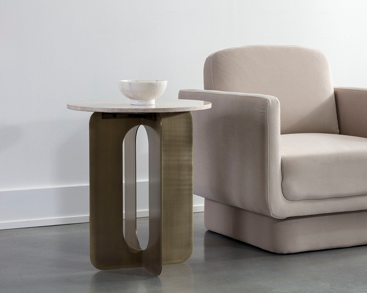 Orlo End Table - contemporary end tables for sofas | Image 2 | InSTYLE Home & Rugs