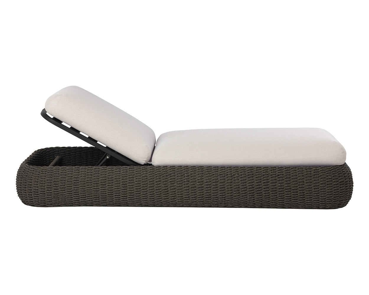 Barcelona Lounger - comfortable loungers for relaxation | Image 5 | InSTYLE Home & Rugs