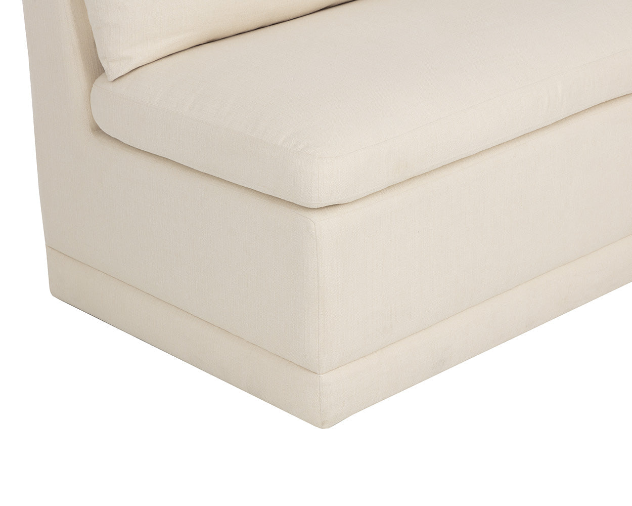 Donatella Banquette - elegant banquettes for modern spaces | Image 7 | InSTYLE Home & Rugs