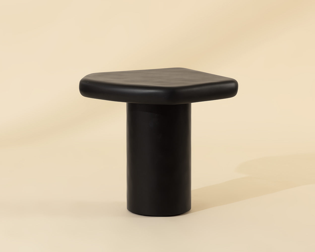 Detti End Table - sturdy tables for outdoor spaces | Image 2 | InSTYLE Home & Rugs