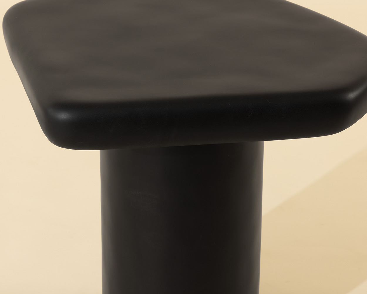 Detti End Table - sturdy tables for outdoor spaces | Image 7 | InSTYLE Home & Rugs