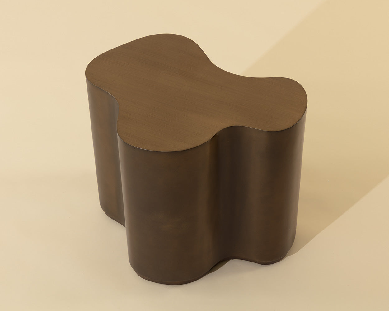 Boise Side Table - functional design with style | Image 3 | InSTYLE Home & Rugs