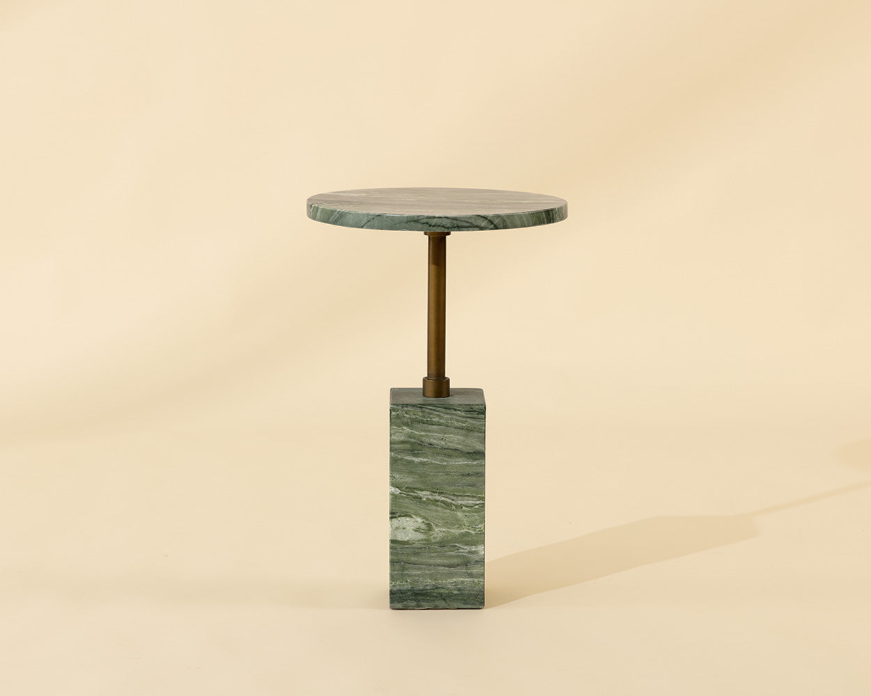 Mizani End Table - perfect for patio accents | Image 4 | InSTYLE Home & Rugs