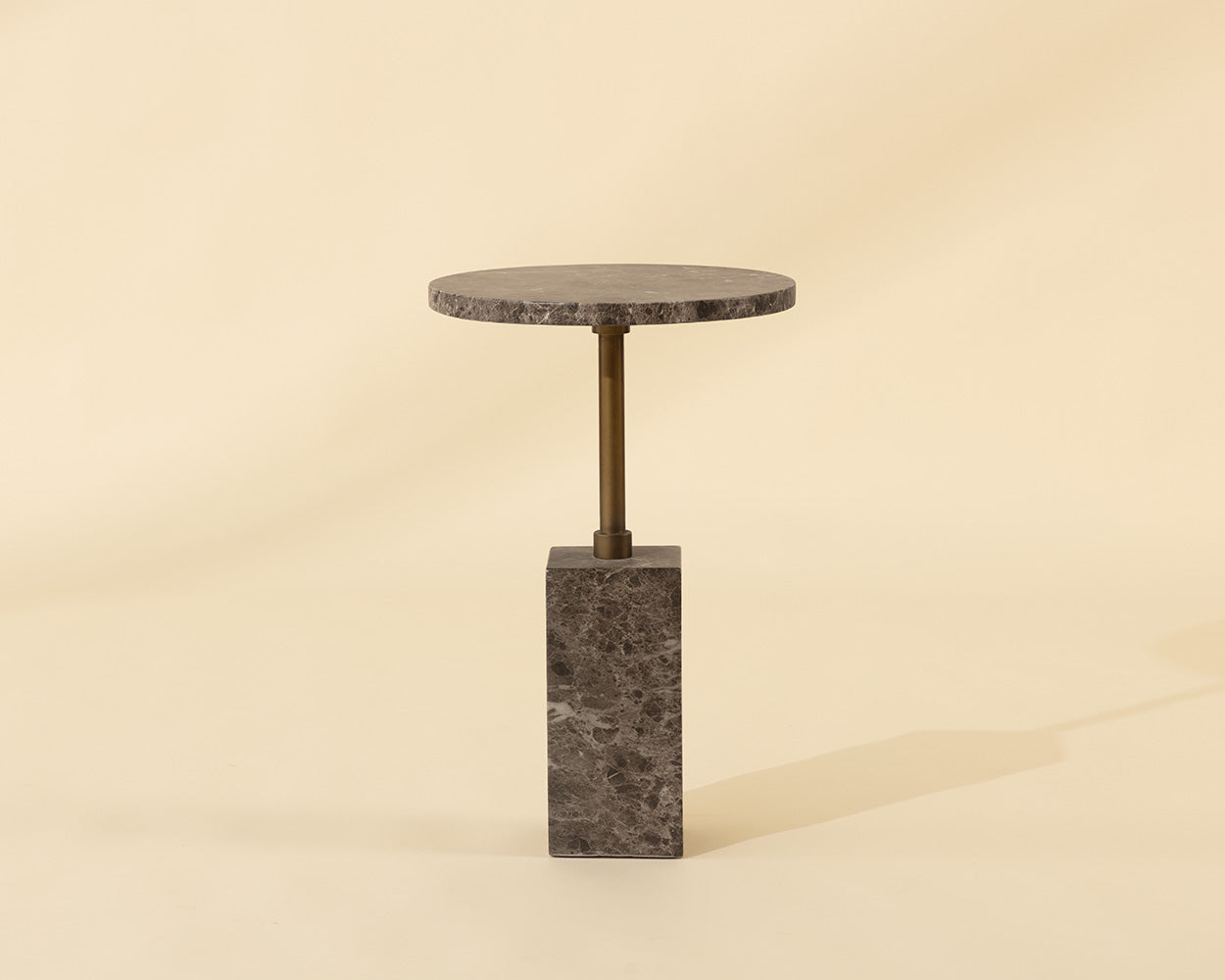 Mizani End Table - perfect for patio accents | Image 3 | InSTYLE Home & Rugs