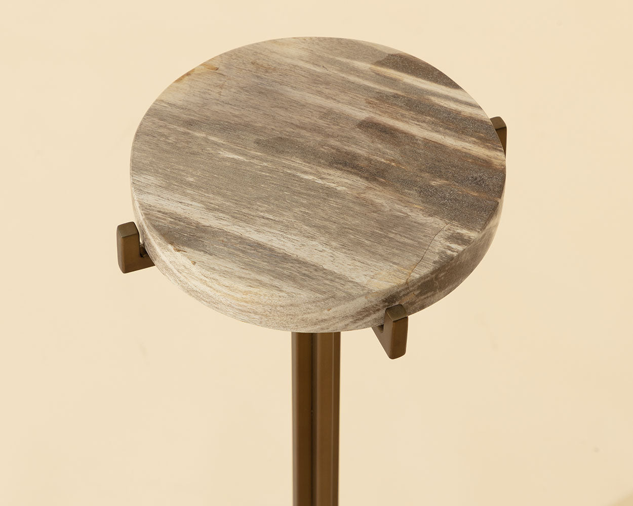Tamlin End Table - functional design with style | Image 4 | InSTYLE Home & Rugs