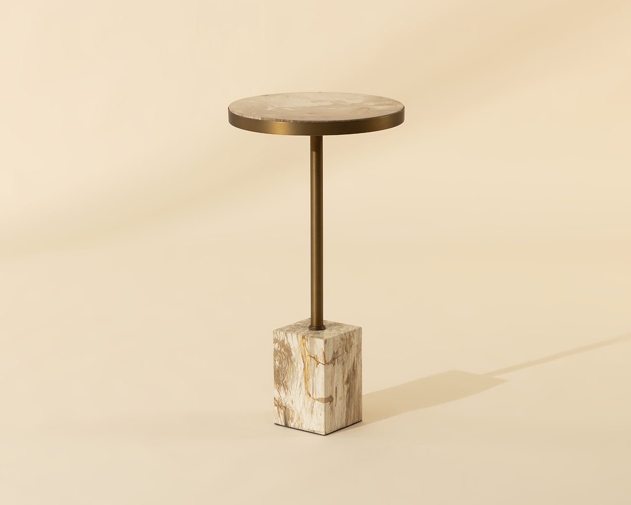 Parinari End Table - functional design with style | Image 1 | InSTYLE Home & Rugs