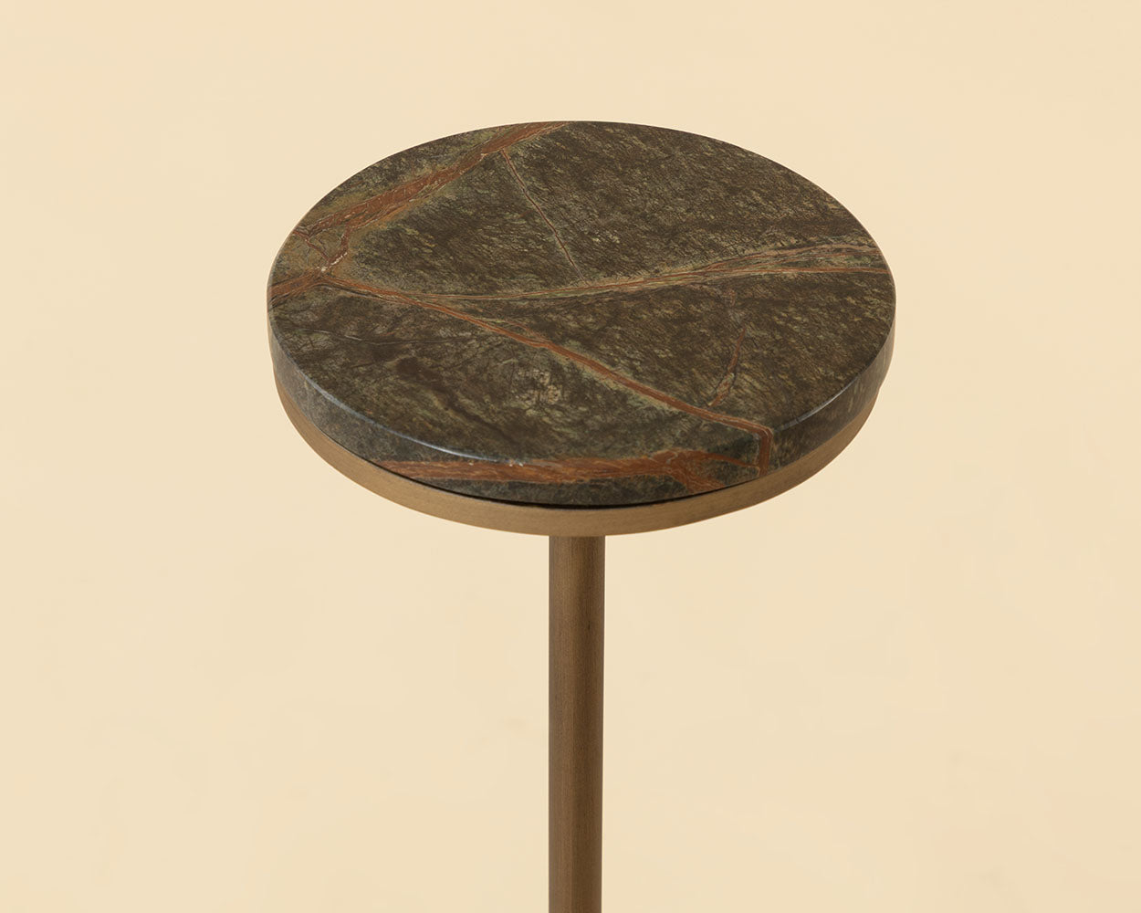 Ivor End Table - functional design with style | Image 11 | InSTYLE Home & Rugs
