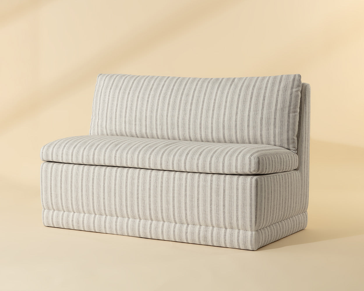 Donatella Banquette - elegant banquettes for modern spaces | Image 13 | InSTYLE Home & Rugs