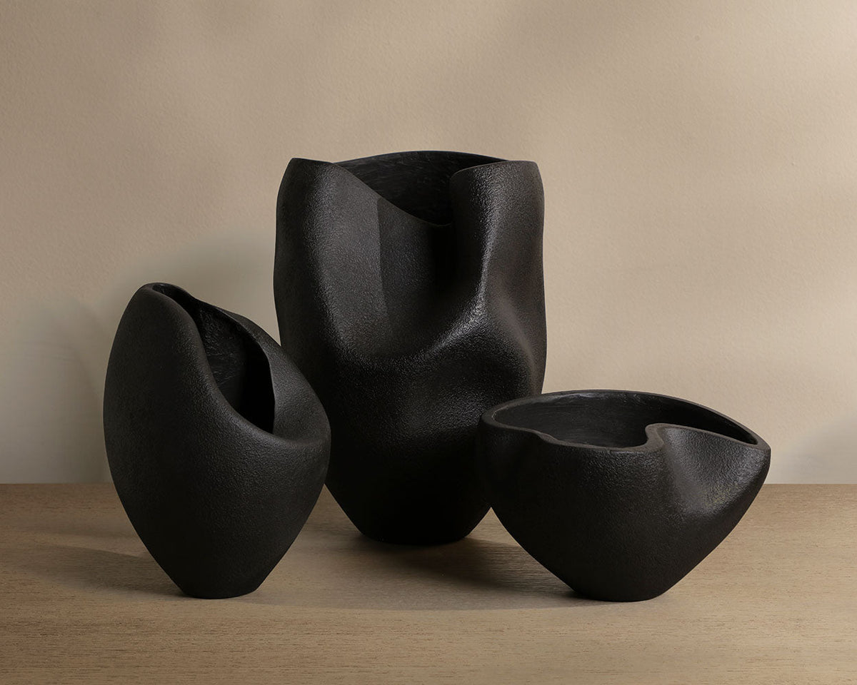 Cava Vase - decorative vase for enhancing your home decor with vibrant colors | Image 7 | InSTYLE Home & Rugs