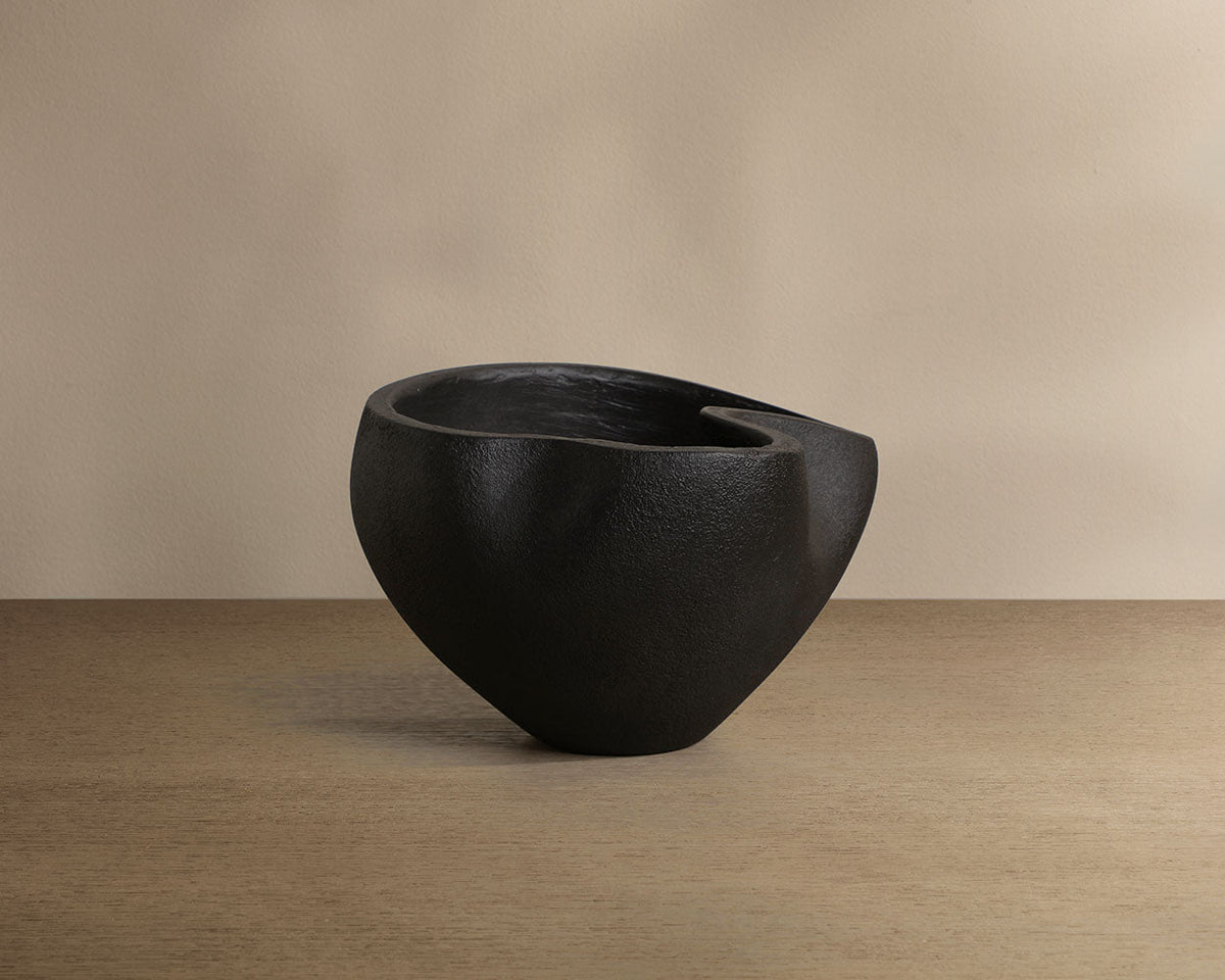Cava Vase - decorative vase for enhancing your home decor with vibrant colors | Image 4 | InSTYLE Home & Rugs