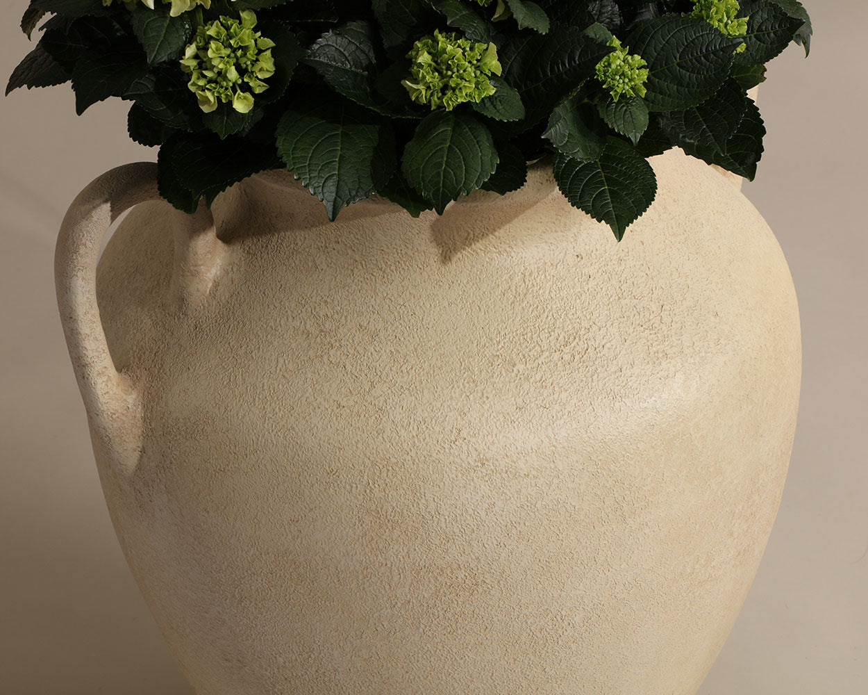 Saskia Vase - decorative vase for enhancing your home decor with vibrant colors | Image 3 | InSTYLE Home & Rugs
