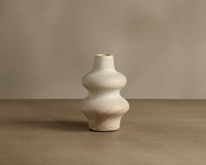 Babylon Vase - decorative vase for enhancing your home decor with vibrant colors | Image 4 | InSTYLE Home & Rugs