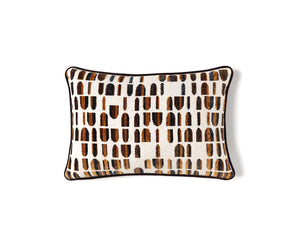 Savara Lumbar Pillow - cozy pillow to enhance your sleep and comfort | Image 9 | InSTYLE Home & Rugs