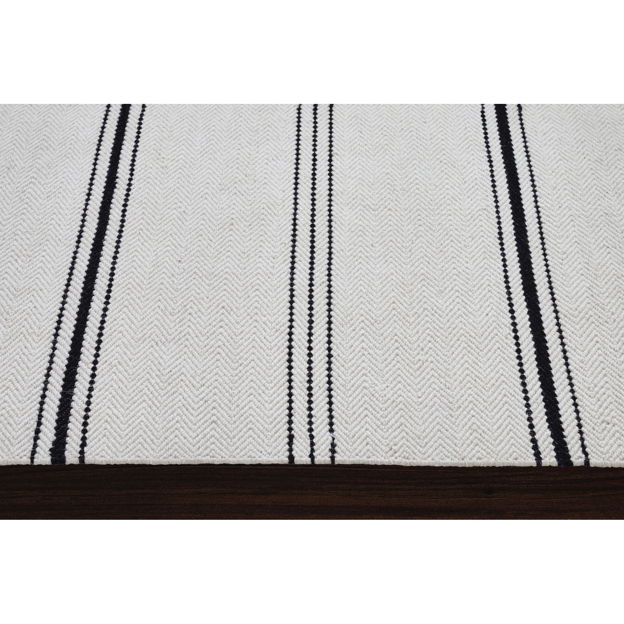 Alice* RALI-10002 - durable rug perfect for high-traffic areas and stylish interiors | Image 4 | InSTYLE Home & Rugs