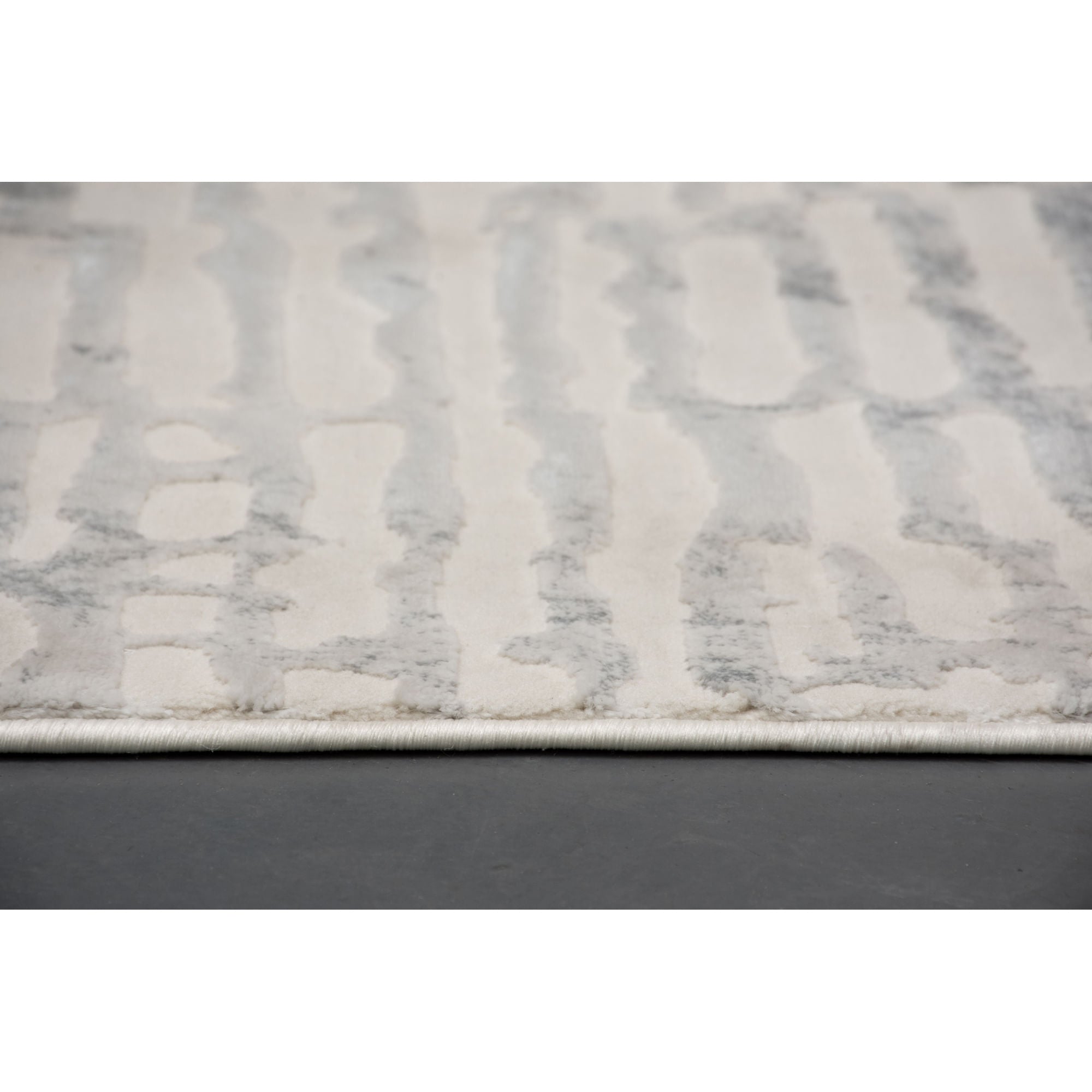 Ariella - durable rug perfect for high-traffic areas and stylish interiors | Image 5 | InSTYLE Home & Rugs