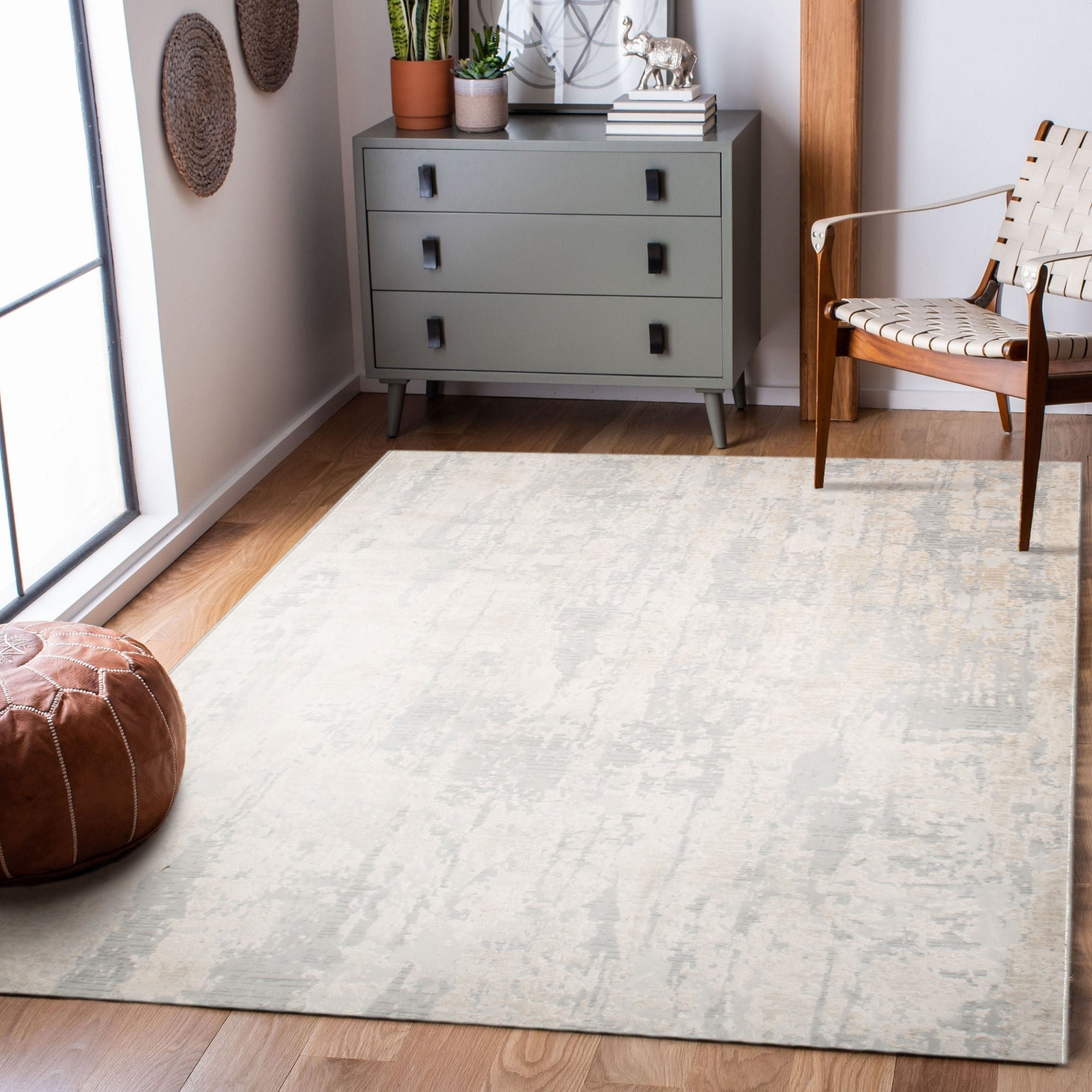 Ariella RARI-18642 - durable rug perfect for high-traffic areas and stylish interiors | Image 4 | InSTYLE Home & Rugs