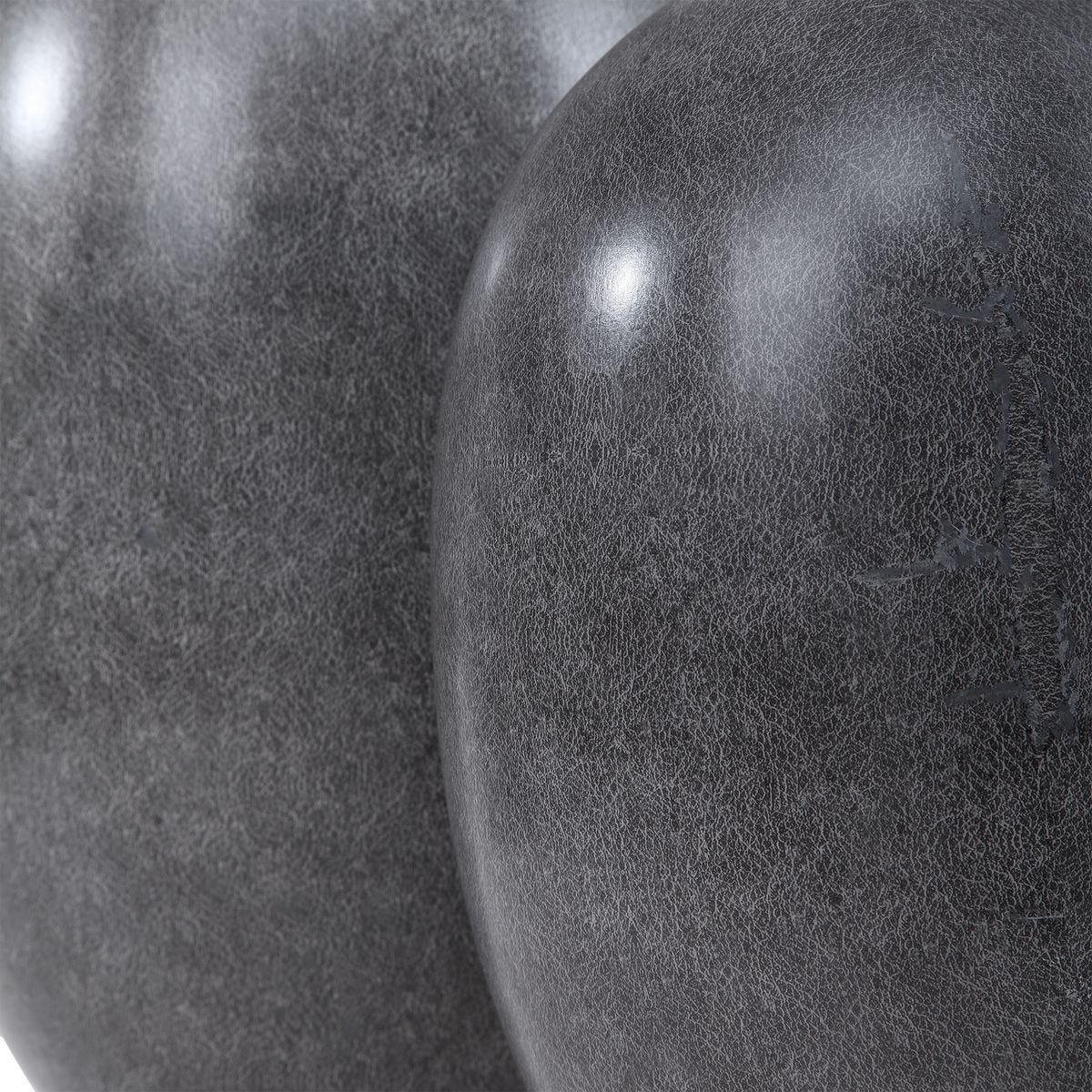 Riordan Vases, S/2 - modern accessories for a personalized living space | Image 5 | InSTYLE Home & Rugs