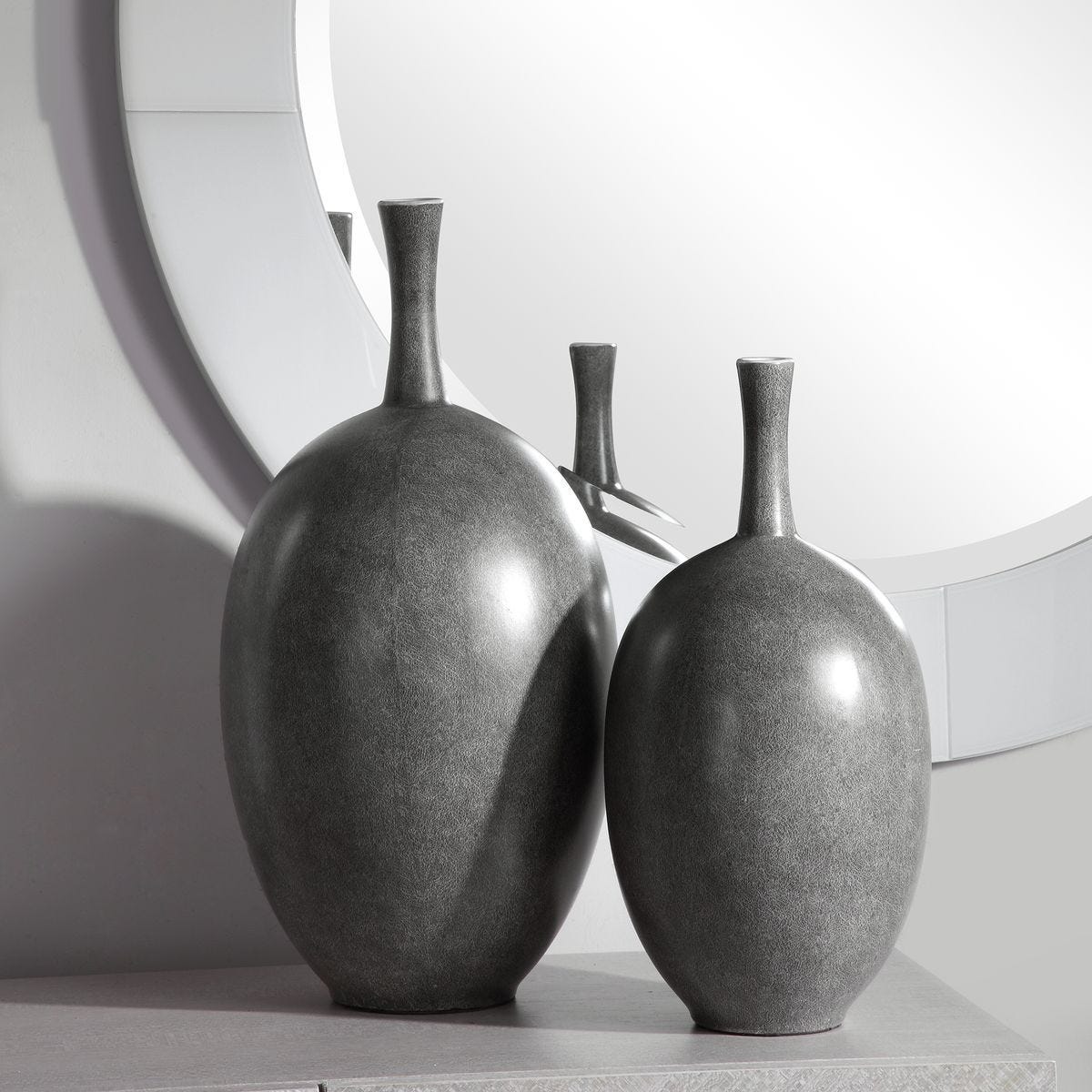Riordan Vases, S/2 - modern accessories for a personalized living space | Image 3 | InSTYLE Home & Rugs