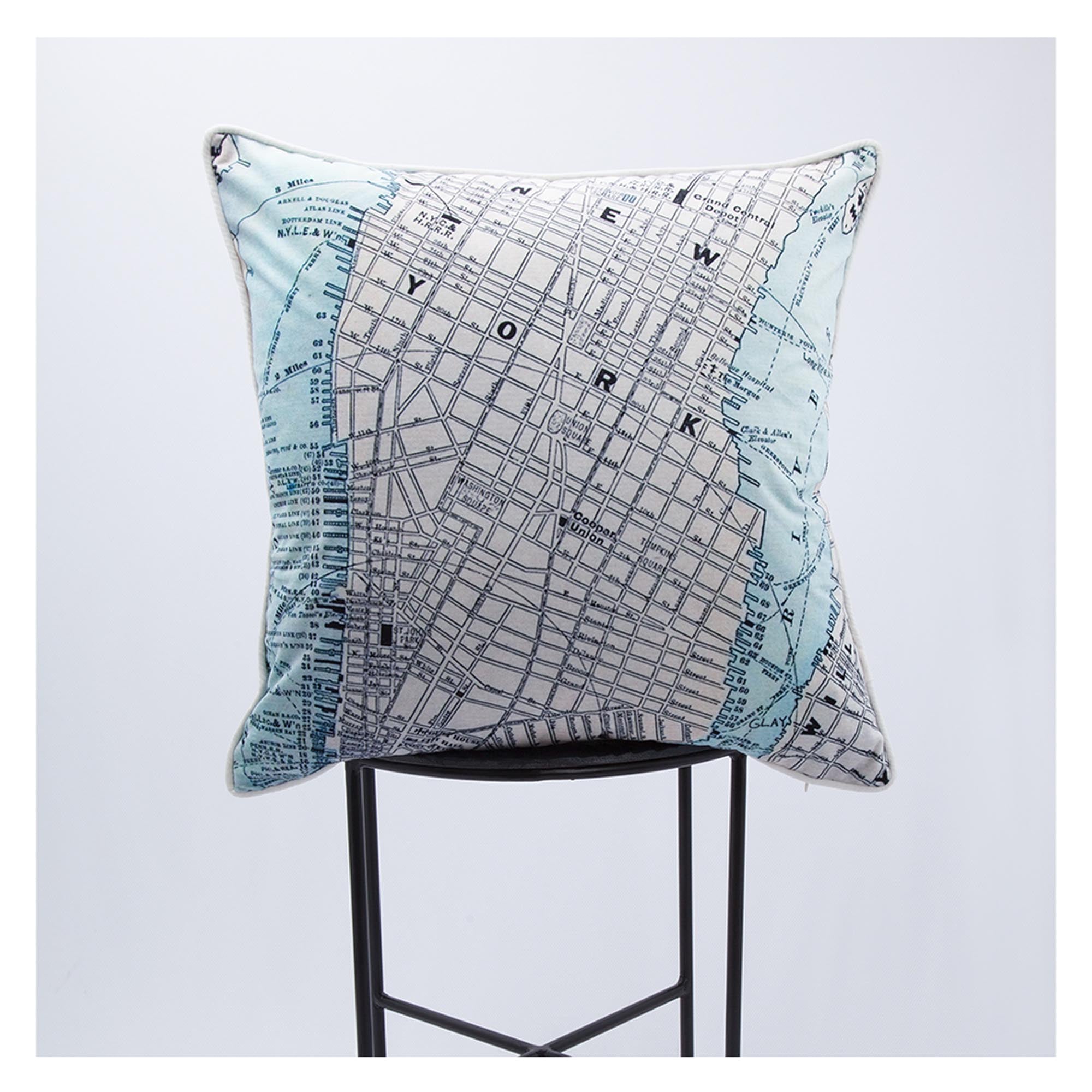Aveiro - soft pillow perfect for lounging and relaxation | Image 3 | InSTYLE Home & Rugs