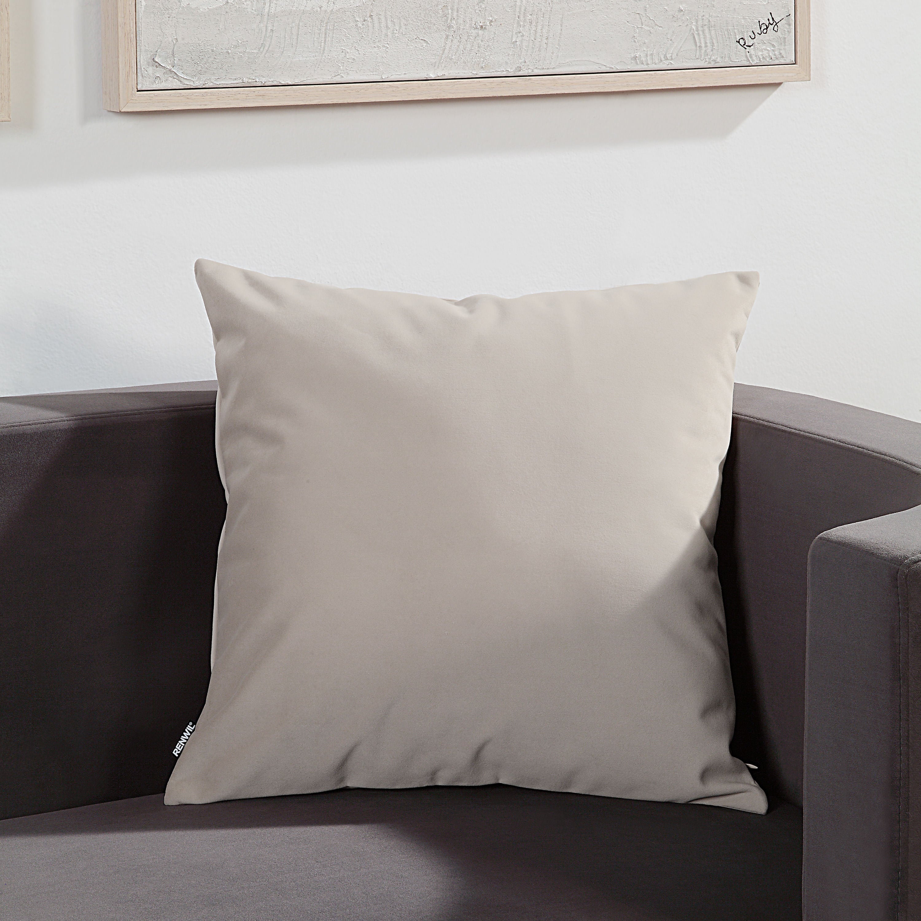 Ostend - premium pillow for luxurious comfort and restful sleep | Image 4 | InSTYLE Home & Rugs