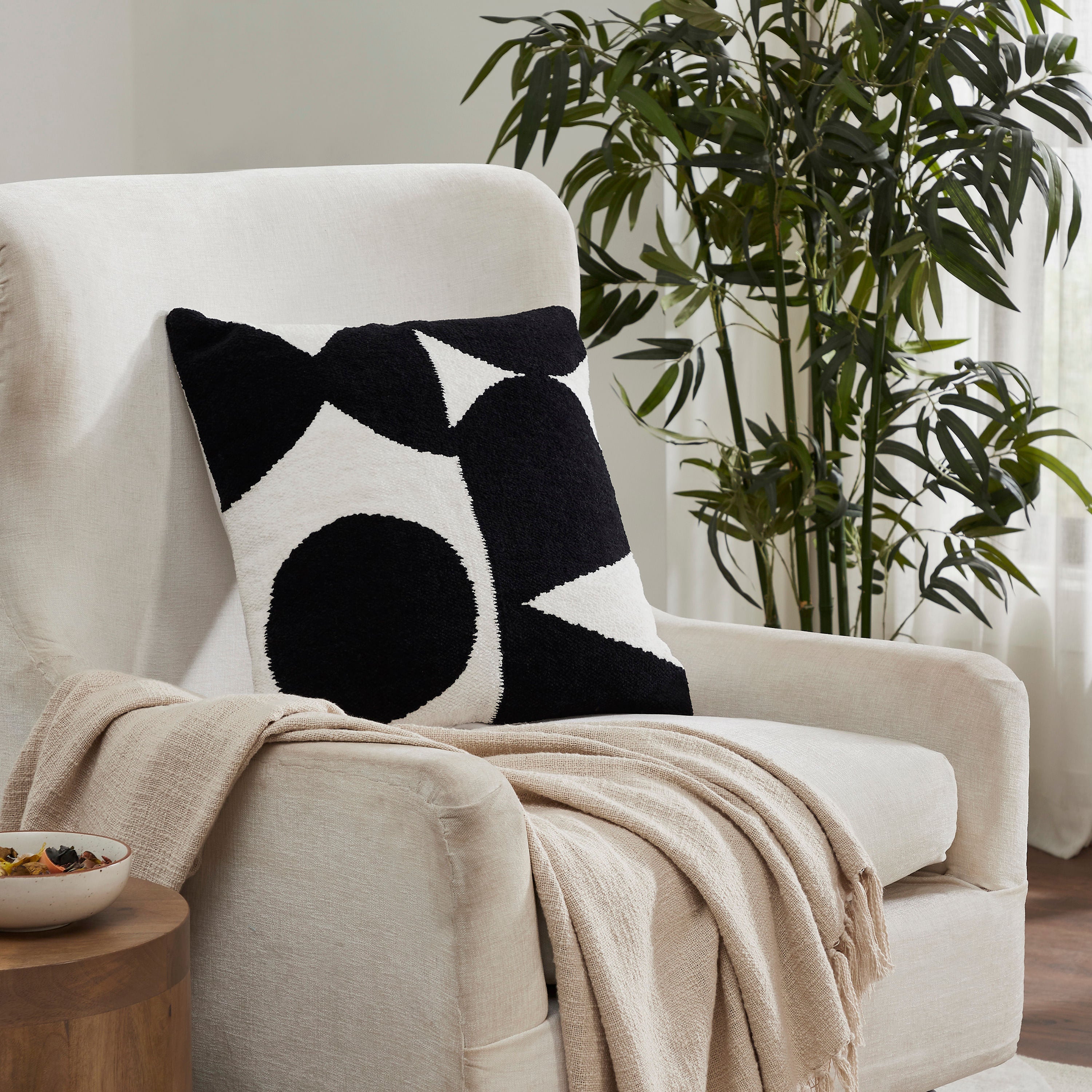 Mauro* - cozy pillow to enhance your sleep and comfort | Image 4 | InSTYLE Home & Rugs
