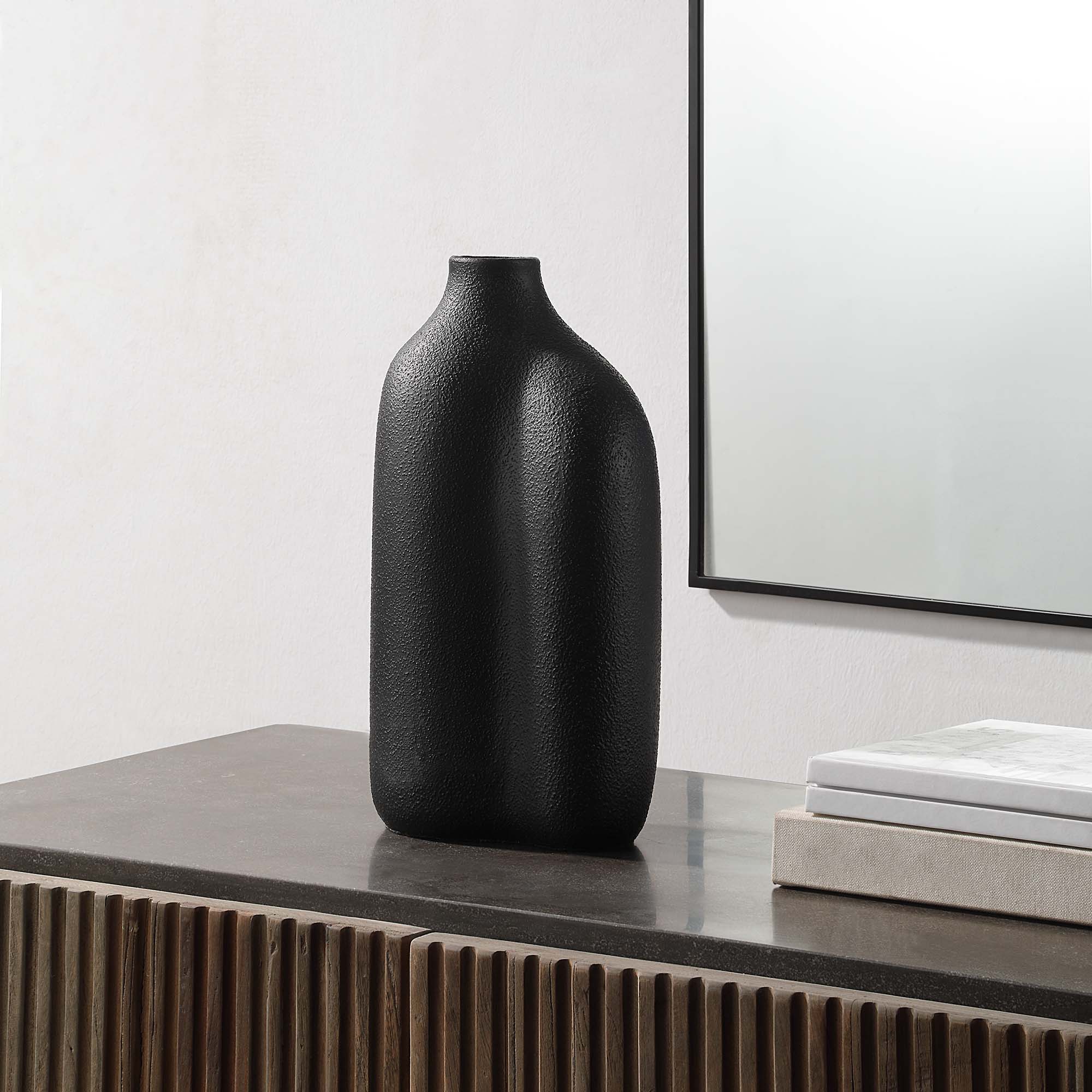 Challenger - modern accessories for a personalized living space | Image 4 | InSTYLE Home & Rugs