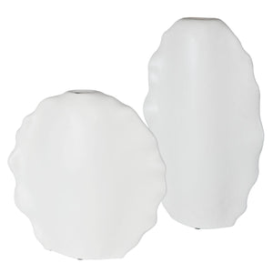 Ruffled Feathers Indoor-Outdoor Vases, White, S/2 - decor accents and accessories for every room | Image 3 | InSTYLE Home & Rugs