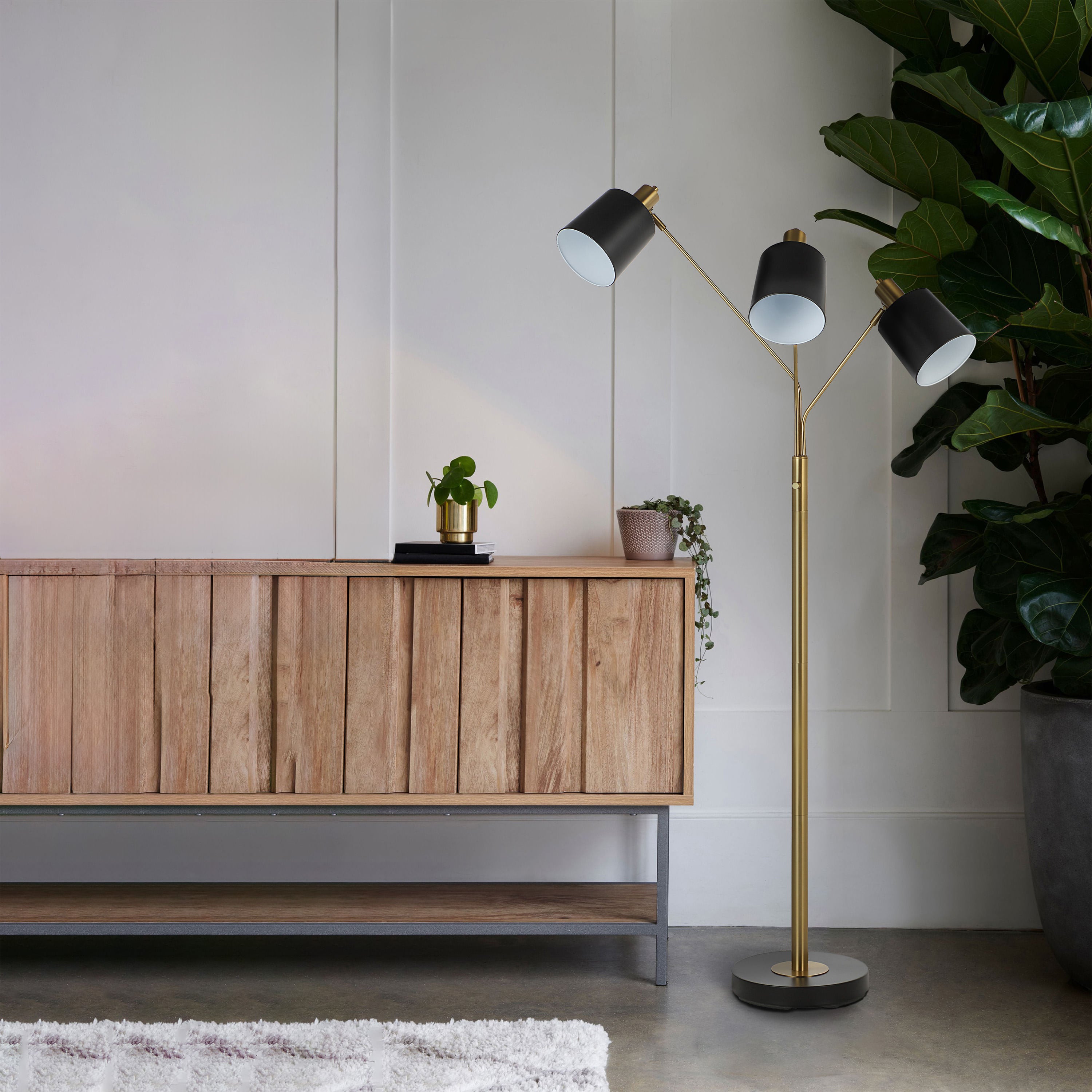 Meander - wide variety of lighting fixtures for every room | Image 4 | InSTYLE Home & Rugs