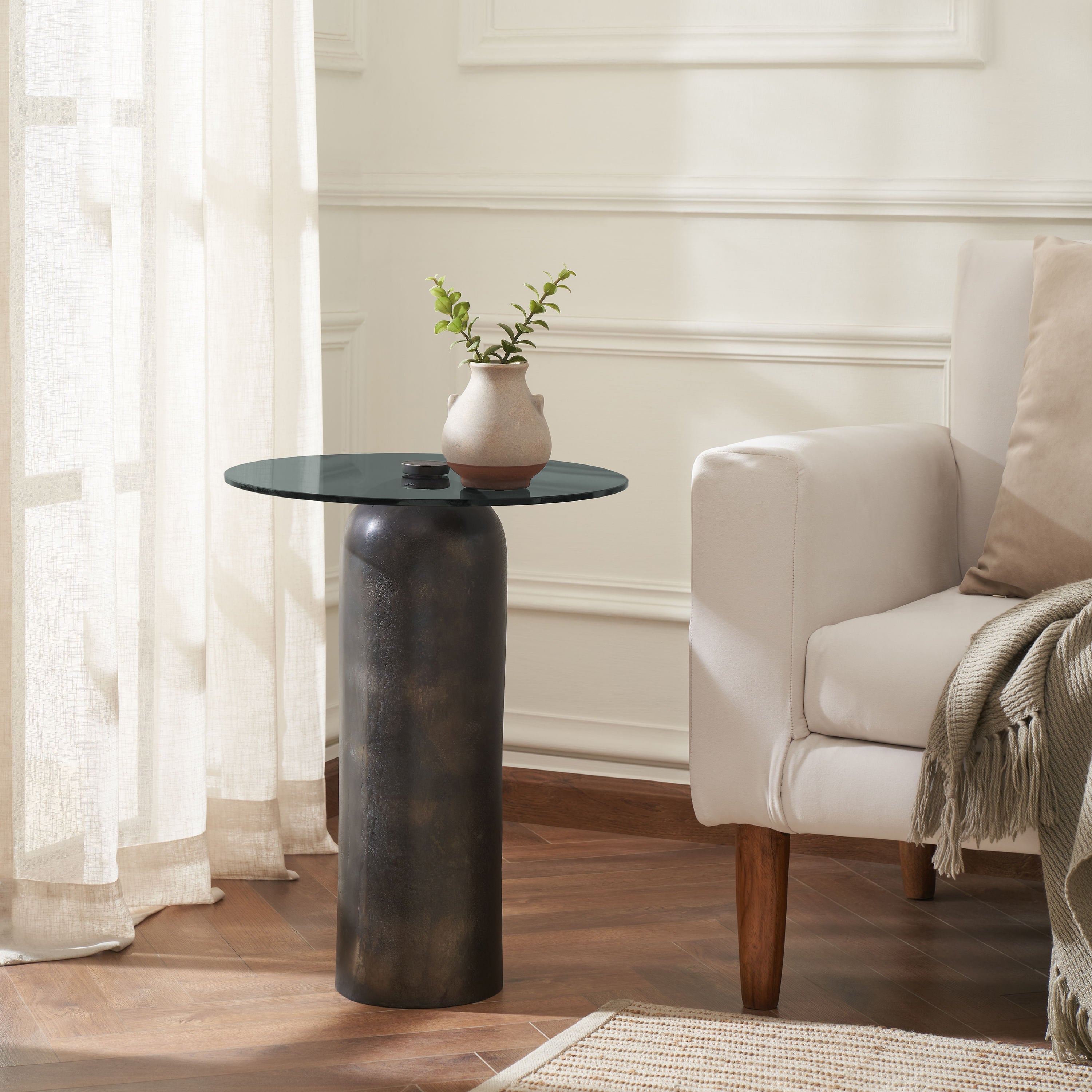 Arta* - small accent table with storage for a clutter-free space | Image 7 | InSTYLE Home & Rugs