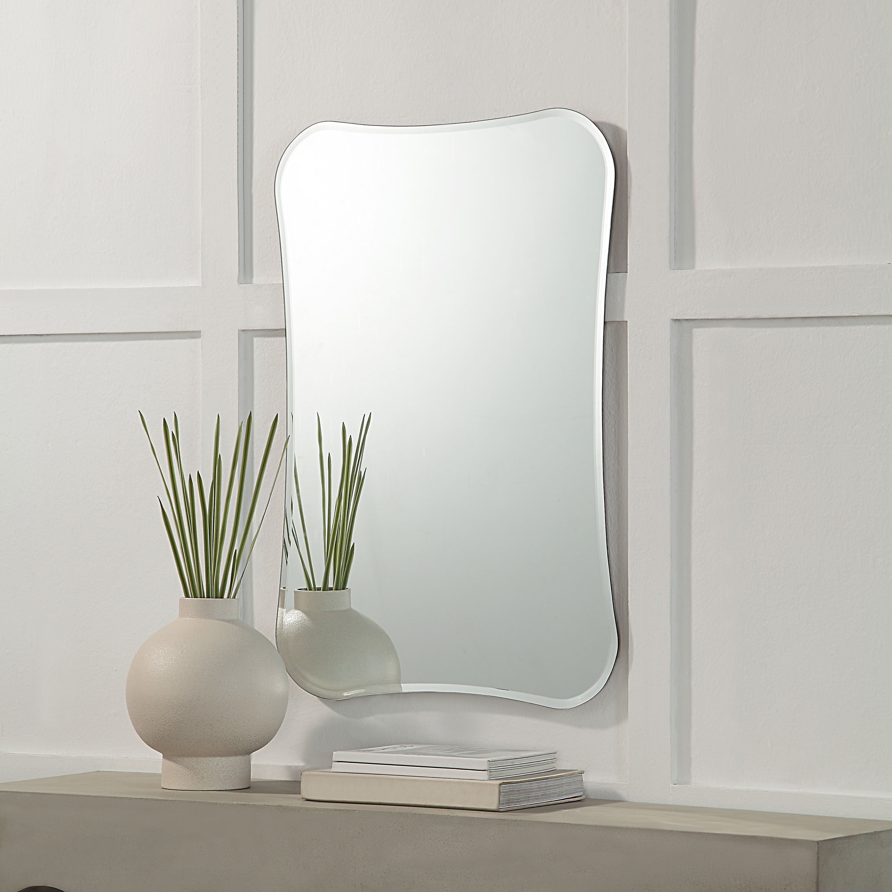 Kalmia - elegant and functional accent pieces for any room | Image 4 | InSTYLE Home & Rugs