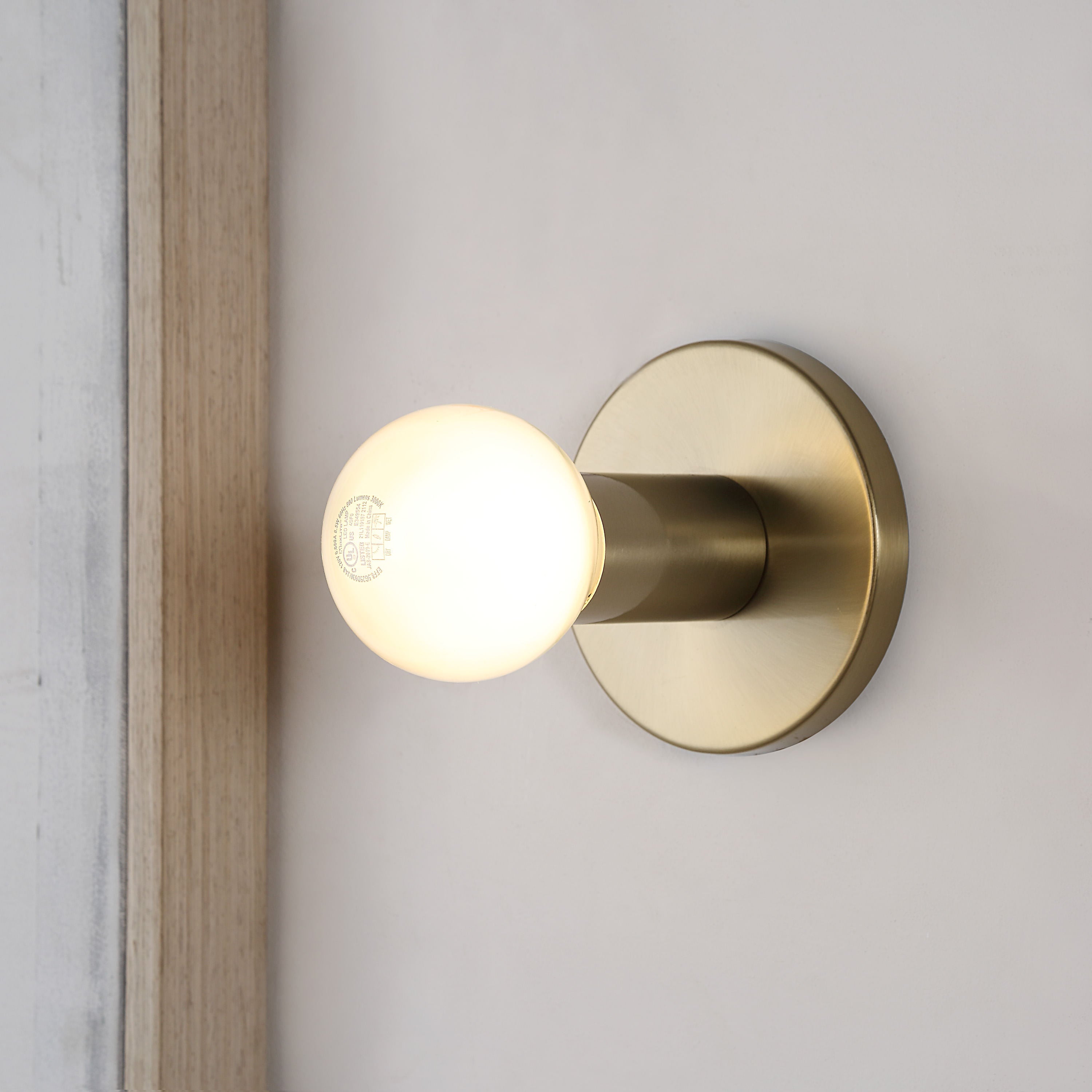 Dania - wide variety of lighting fixtures for every room | Image 4 | InSTYLE Home & Rugs