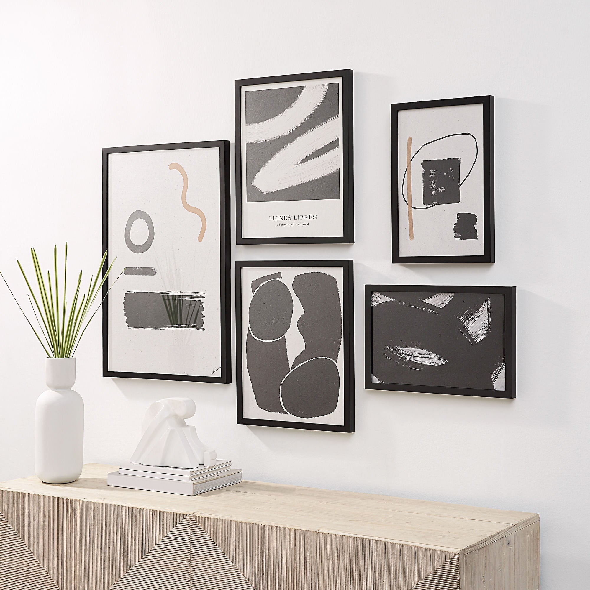 Carife PA0026 - bold and creative art for unique interior décor | Image 4 | InSTYLE Home & Rugs