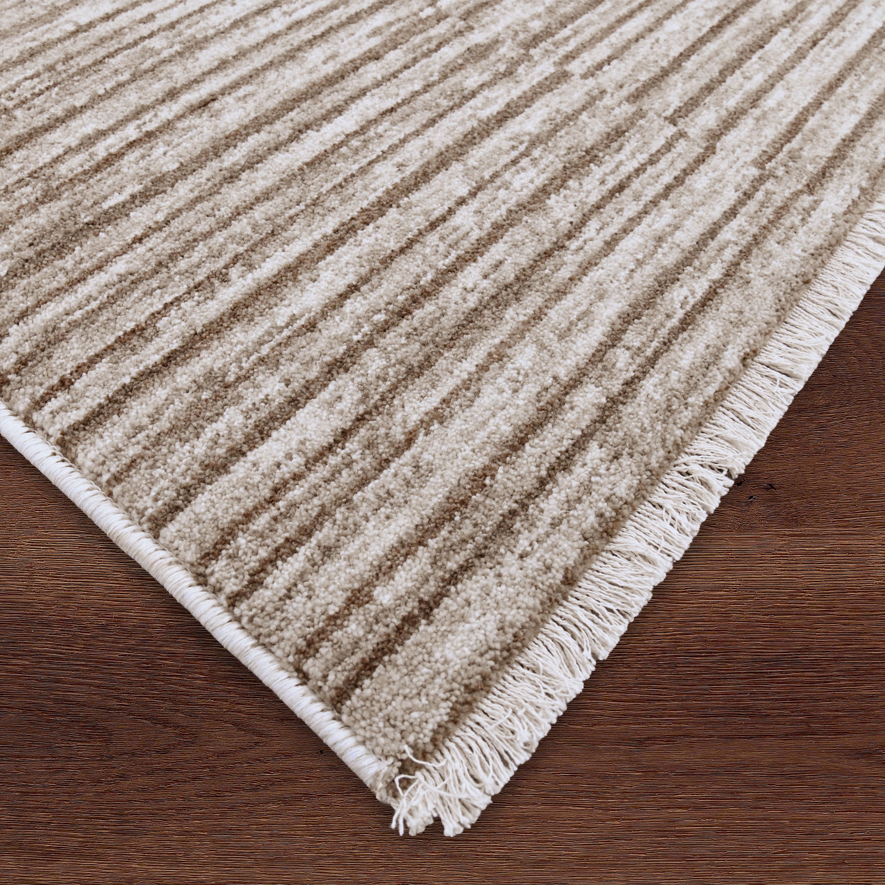 BLAKE - durable rug perfect for high-traffic areas and stylish interiors | Image 2 | InSTYLE Home & Rugs
