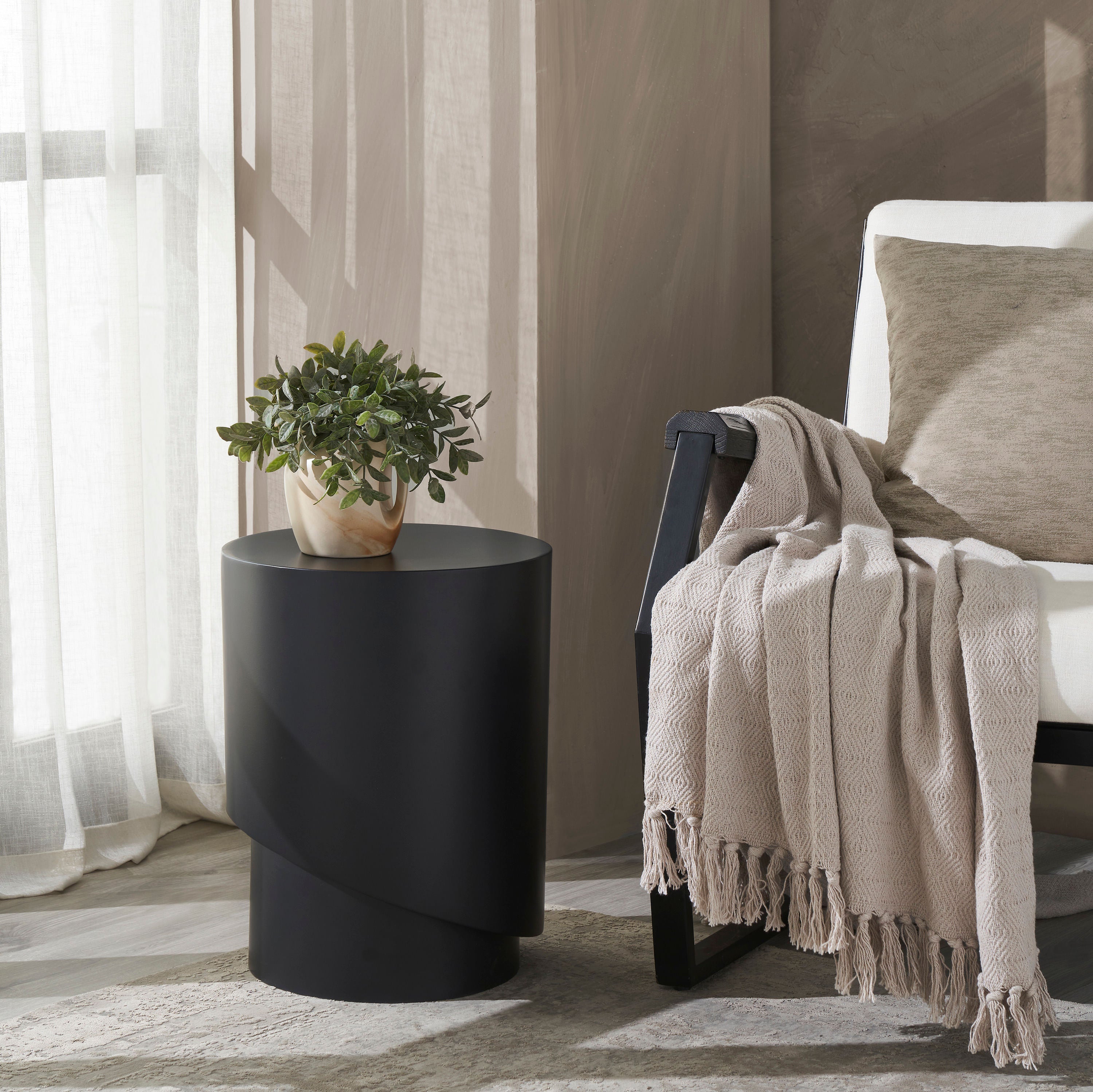 Domus* - chic accent table for contemporary home interiors | Image 4 | InSTYLE Home & Rugs