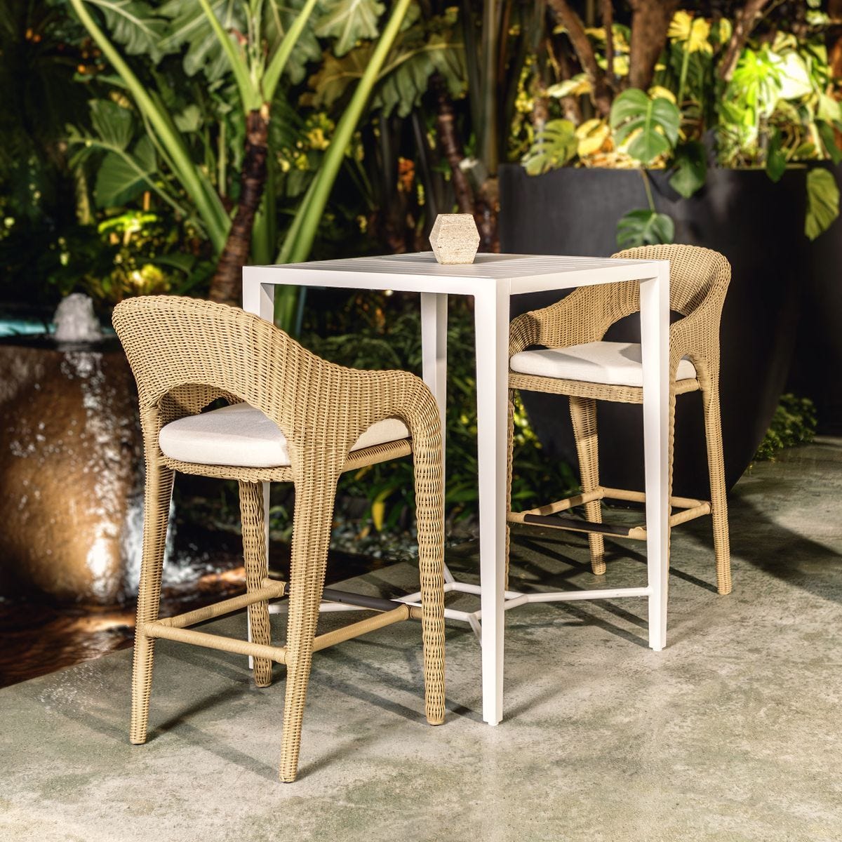 Kavali Outdoor Bar Stool - modern bar stool with adjustable height for flexible seating | Image 1 | InSTYLE Home & Rugs