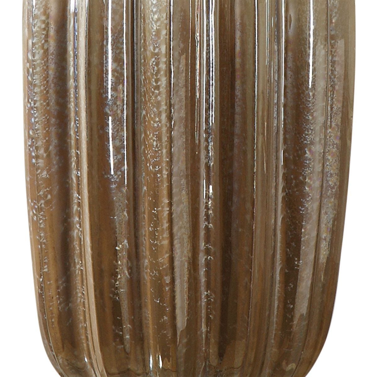 Gistova Table Lamp - contemporary lamps for stylish lighting solutions | Image 3 | InSTYLE Home & Rugs