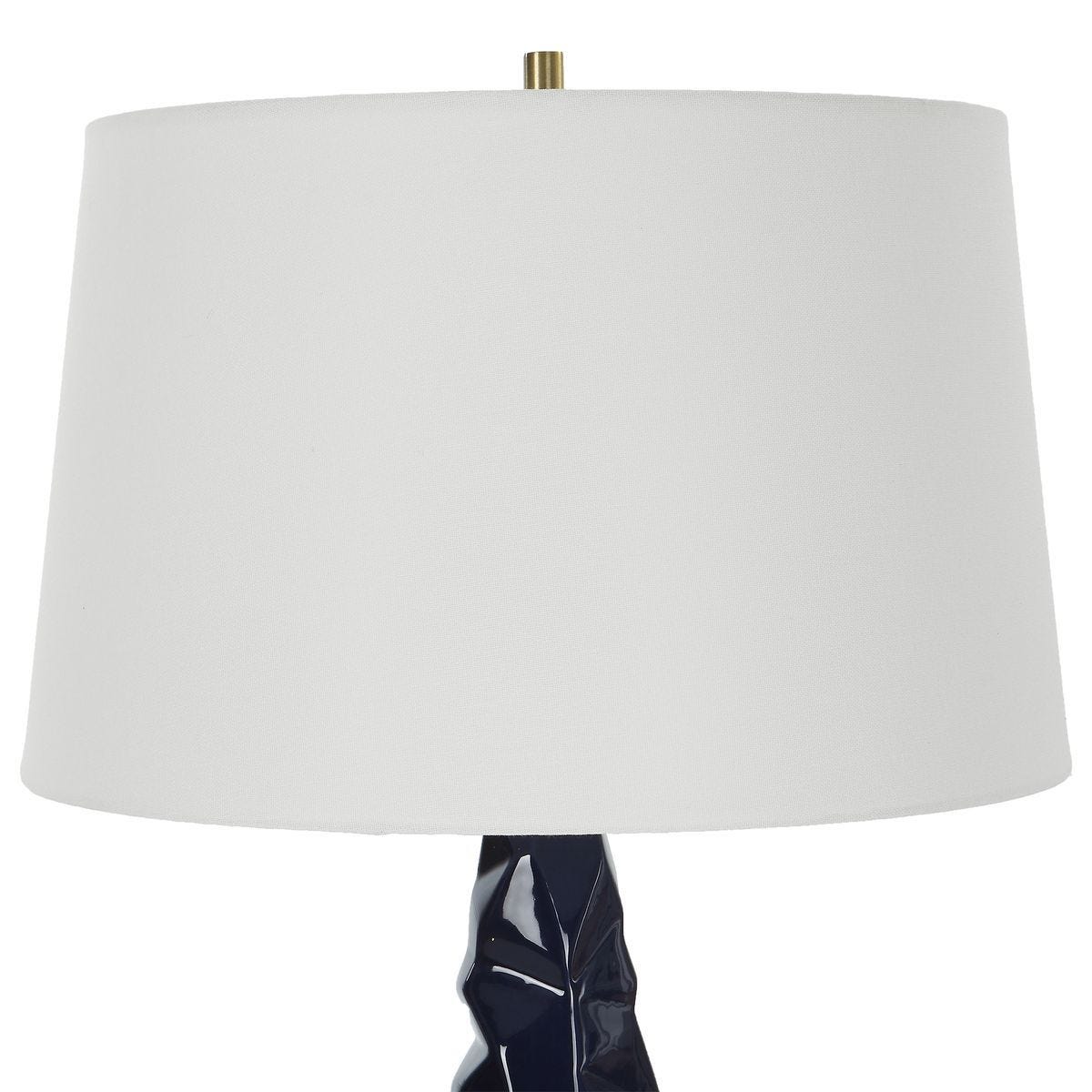 Kavos Table Lamp - elegant lamps to enhance your room ambiance | Image 4 | InSTYLE Home & Rugs