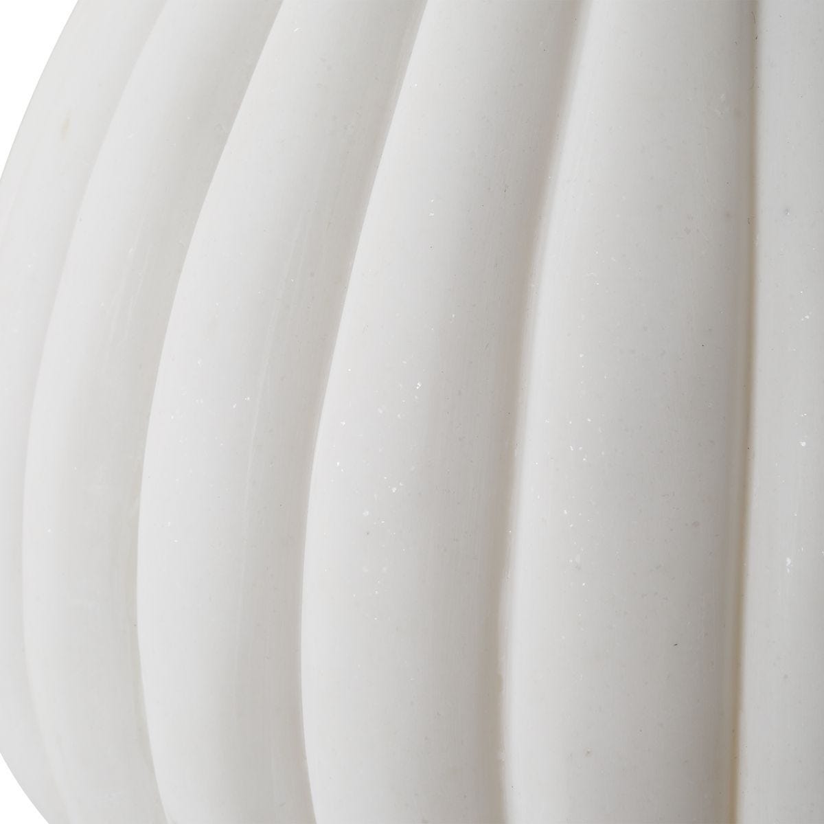 Lynna Table Lamp - chic table lamp for any room | Image 7 | InSTYLE Home & Rugs