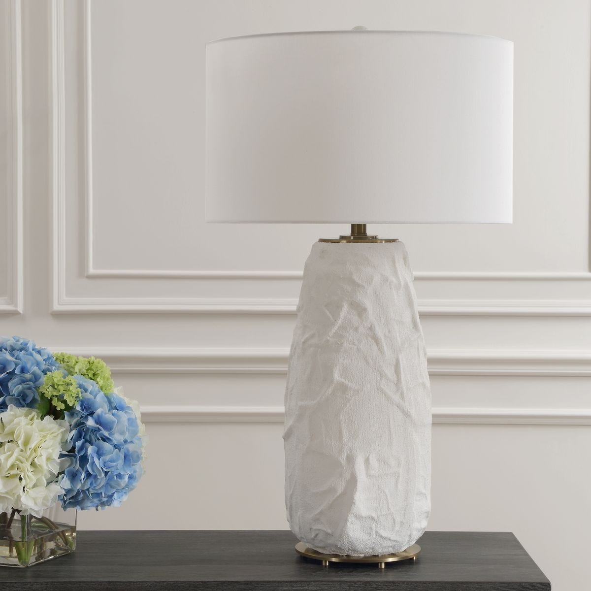 Vida Table Lamp - chic table lamp for any room | Image 3 | InSTYLE Home & Rugs