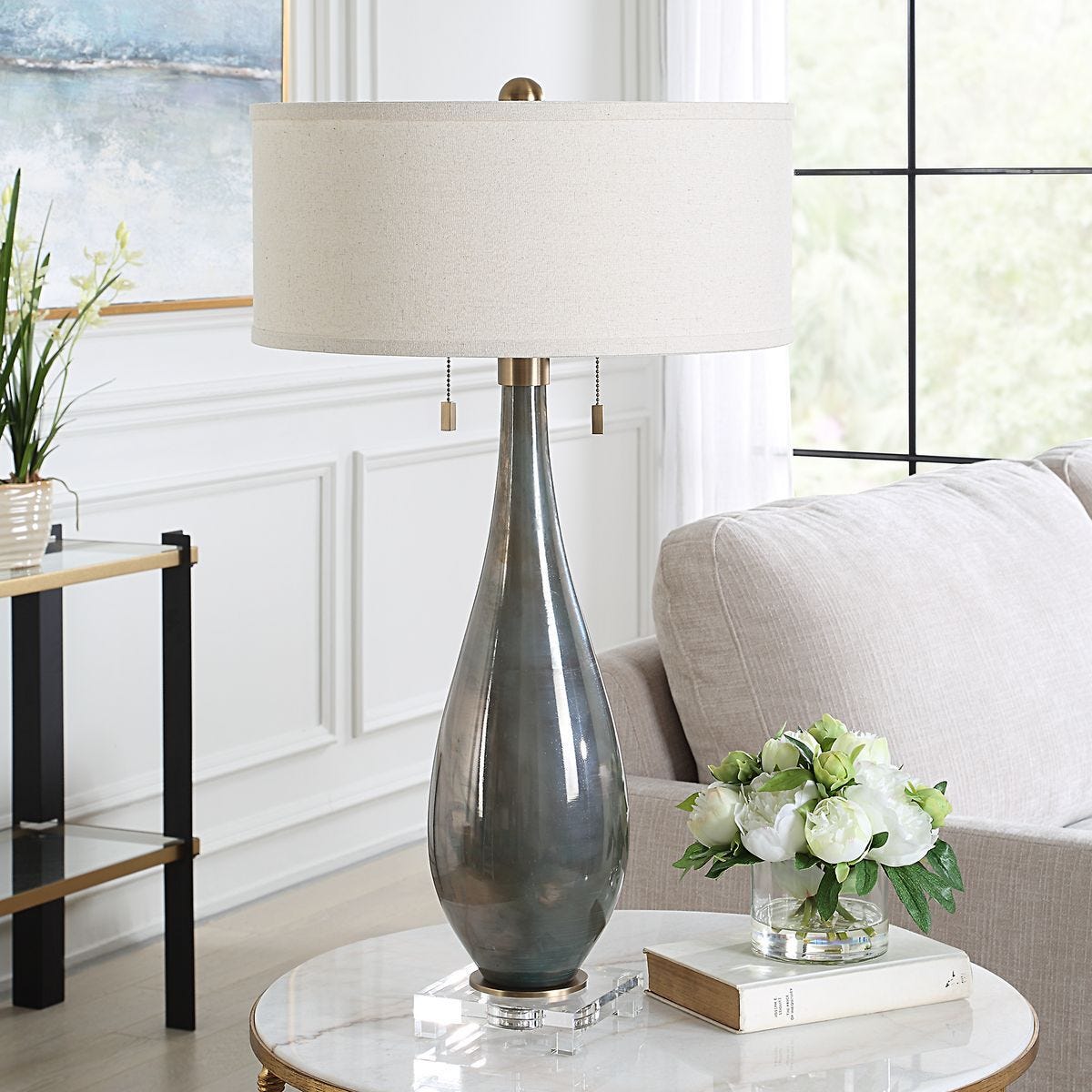 Cardoni Table Lamp, Bronze - contemporary lamps for stylish lighting solutions | Image 3 | InSTYLE Home & Rugs