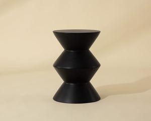 Union End Table - perfect for patio accents | Image 2 | InSTYLE Home & Rugs