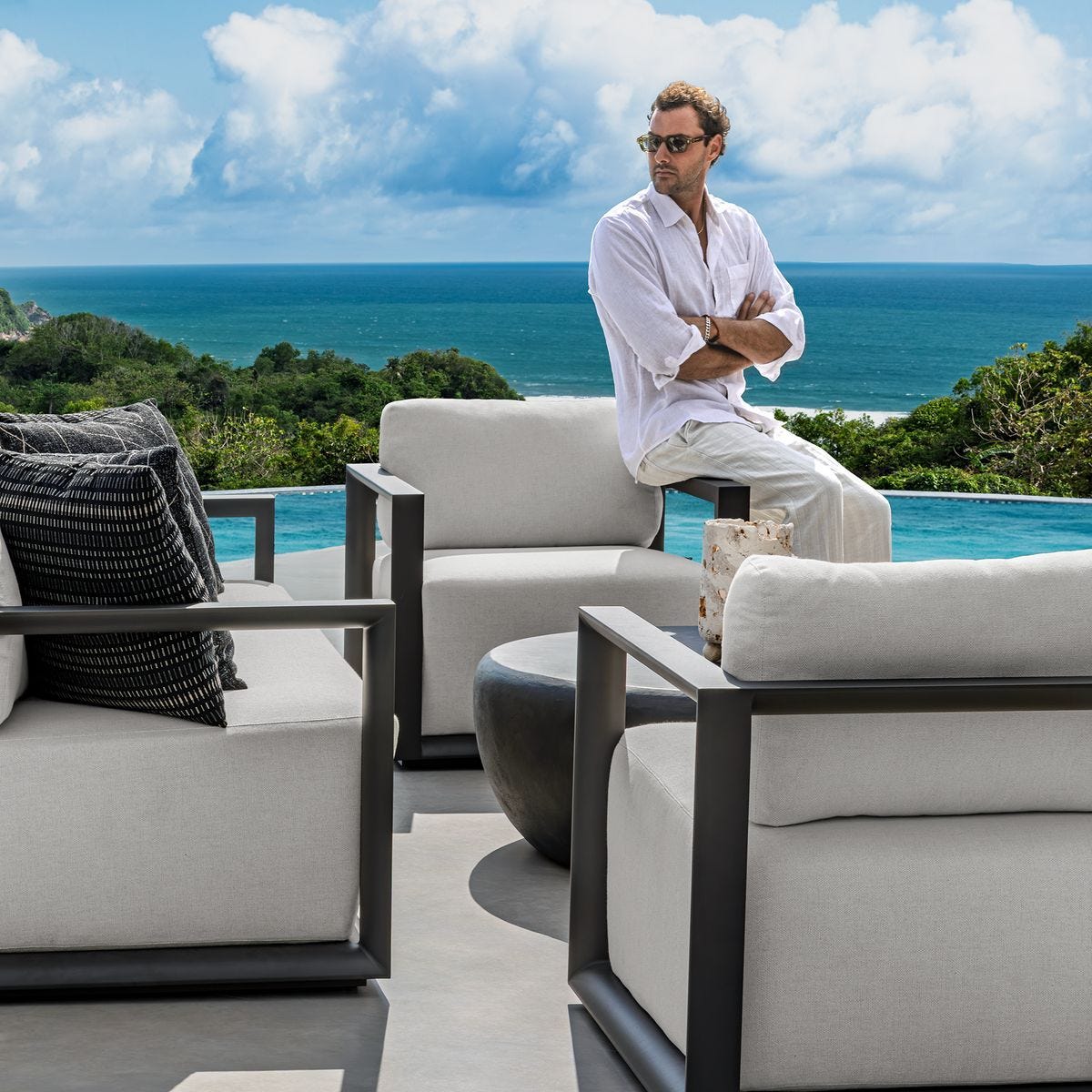 Remsen Outdoor Lounge Chair, Java Black/Oyster - perfect for casual unwinding | Image 6 | InSTYLE Home & Rugs