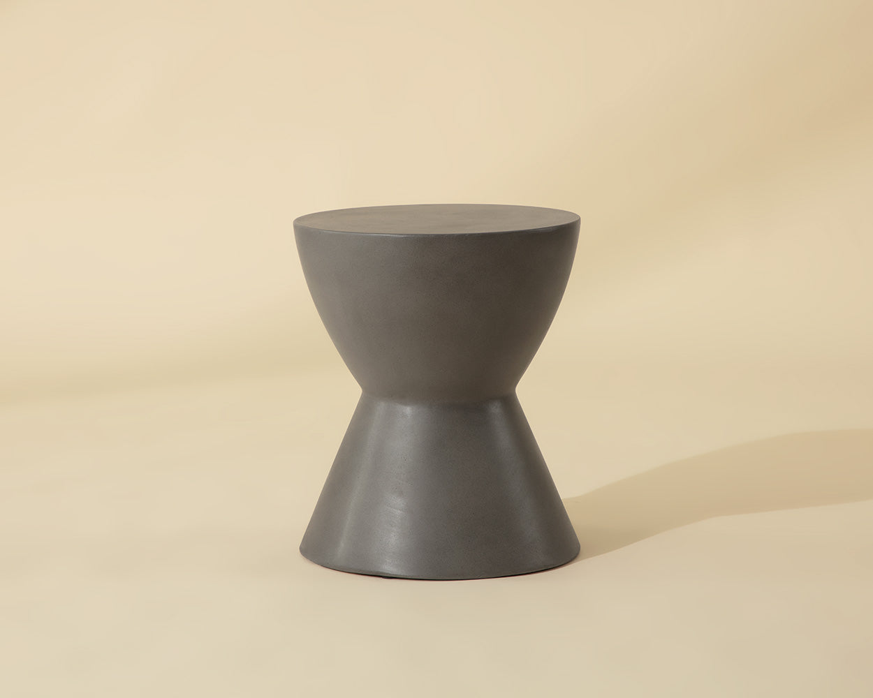 Logan End Table - sturdy tables for outdoor spaces | Image 3 | InSTYLE Home & Rugs