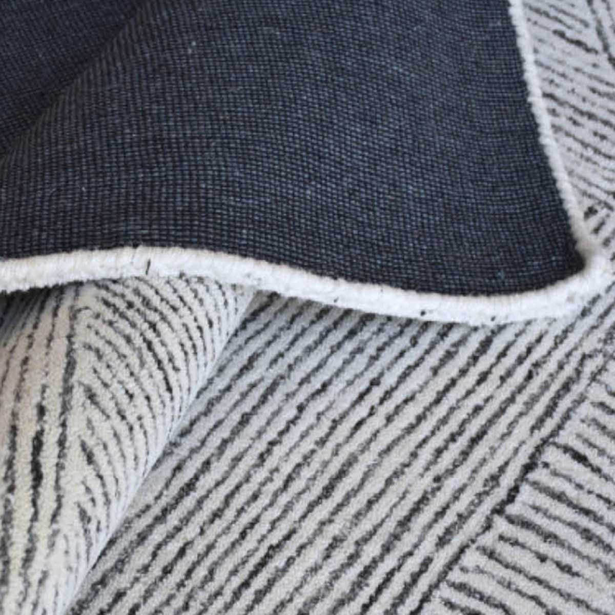 Paonia 73093-6 - soft rug for adding comfort and warmth to any room | Image 3 | InSTYLE Home & Rugs