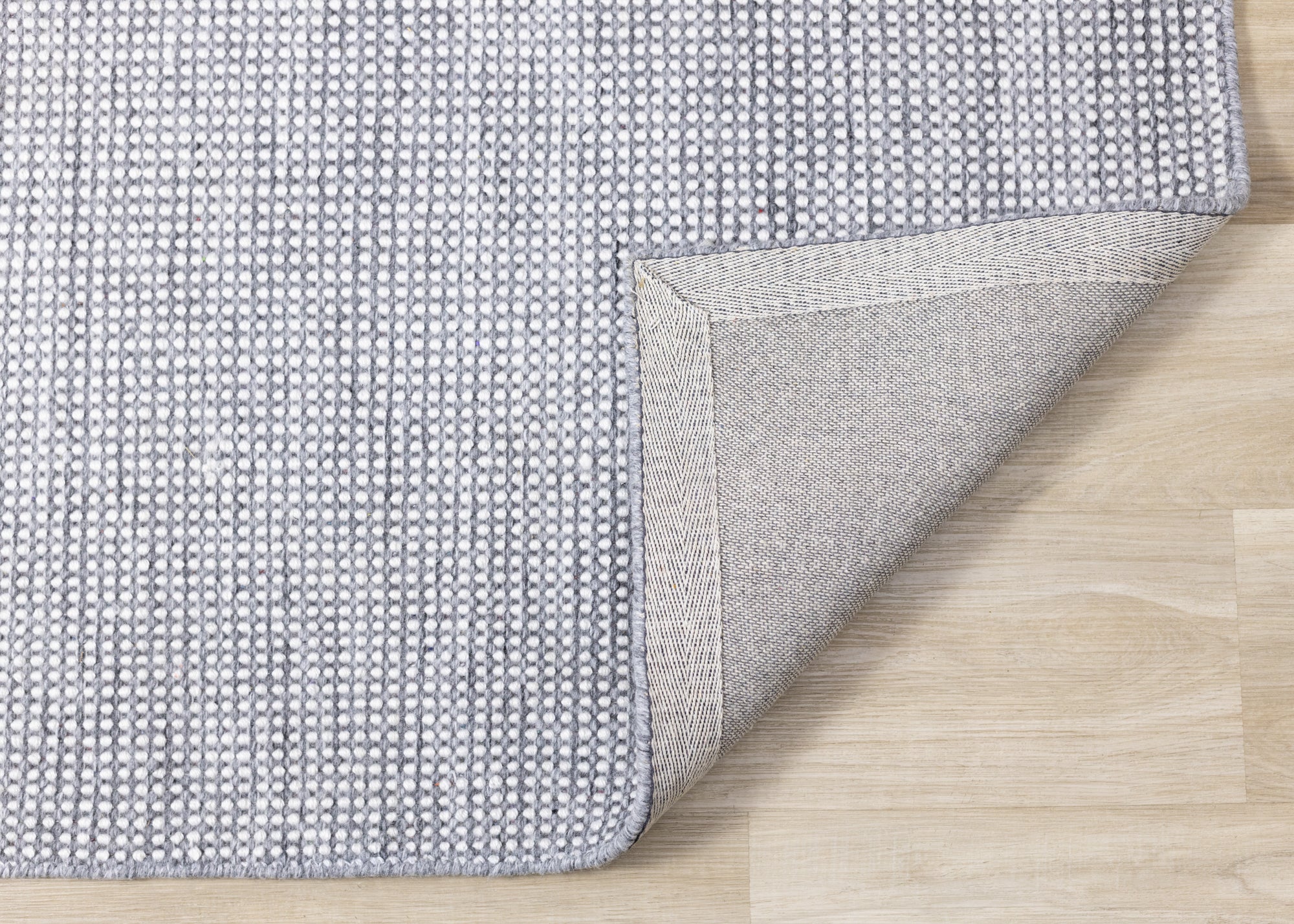 Build Rug - soft rug for adding comfort and warmth to any room | Image 5 | InSTYLE Home & Rugs