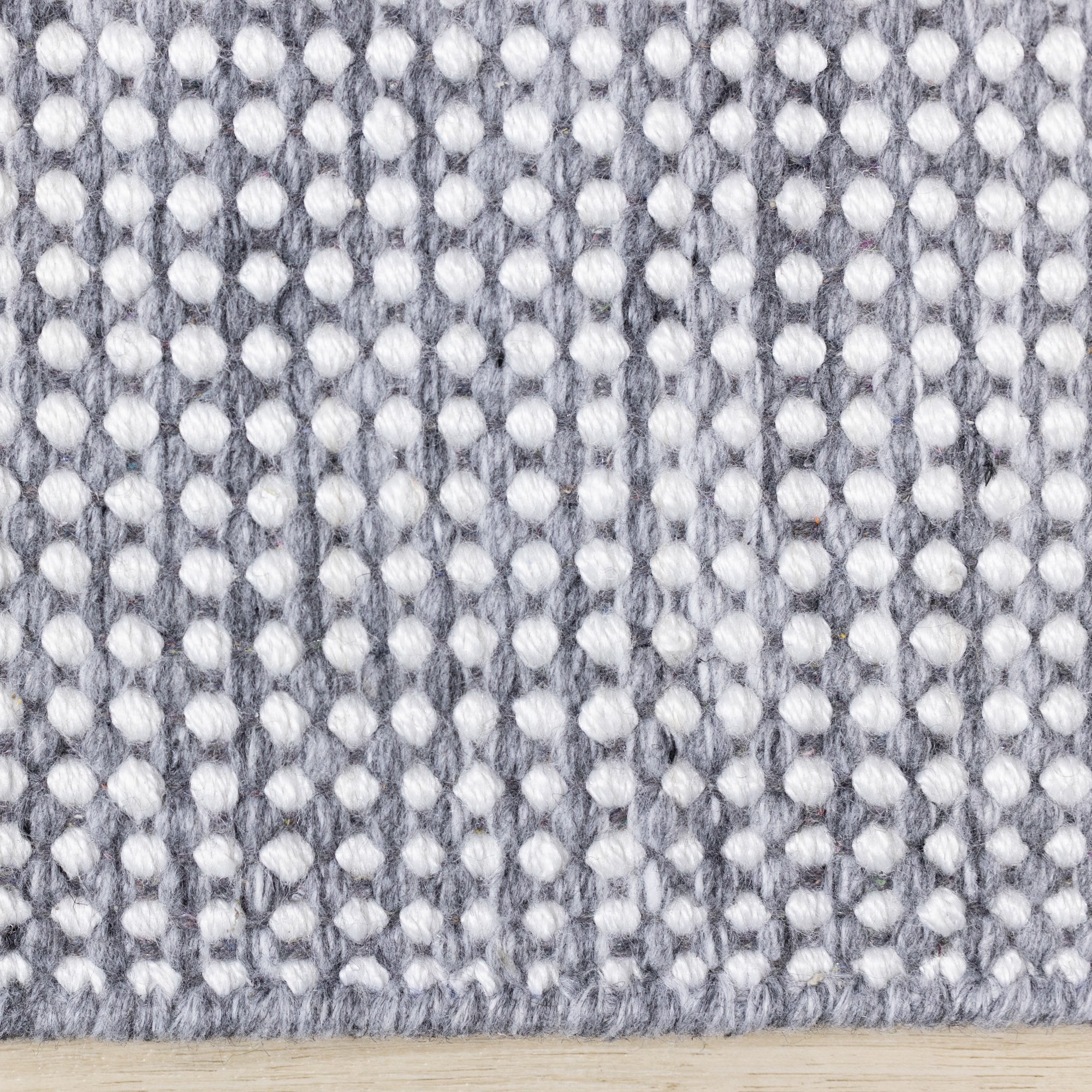 Build Rug - soft rug for adding comfort and warmth to any room | Image 10 | InSTYLE Home & Rugs