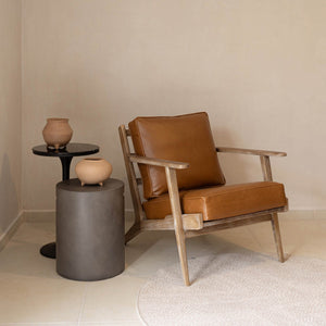 Primo Side Table - perfect for holding drinks, lamps, and other essentials | Image 5 | InSTYLE Home & Rugs