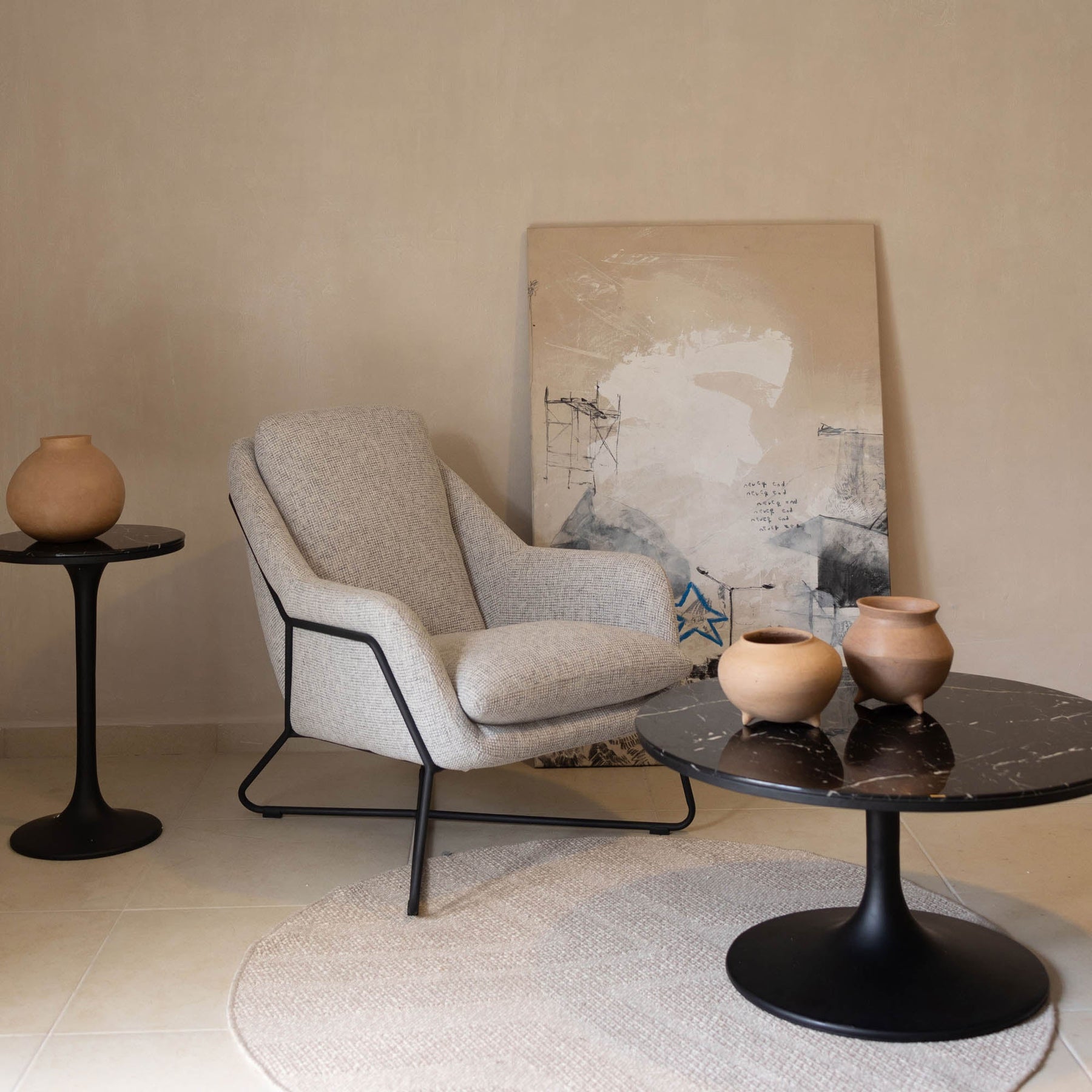 Primo Side Table - perfect for holding drinks, lamps, and other essentials | Image 6 | InSTYLE Home & Rugs